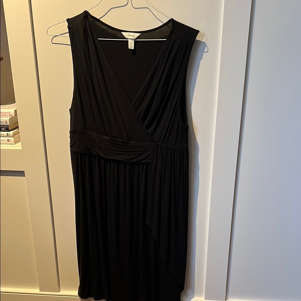 Comfortable and Flattering black dress